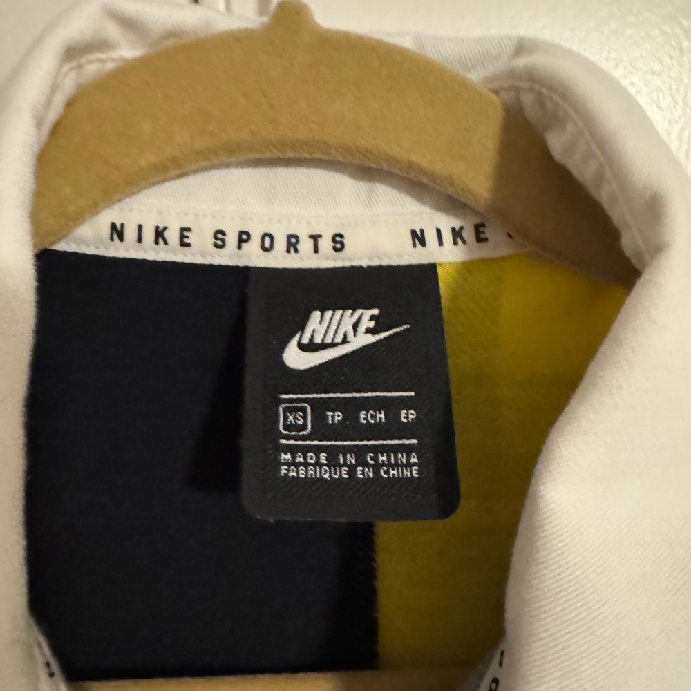 Nike White and Yellow Sports Top - Picture 3 of 6